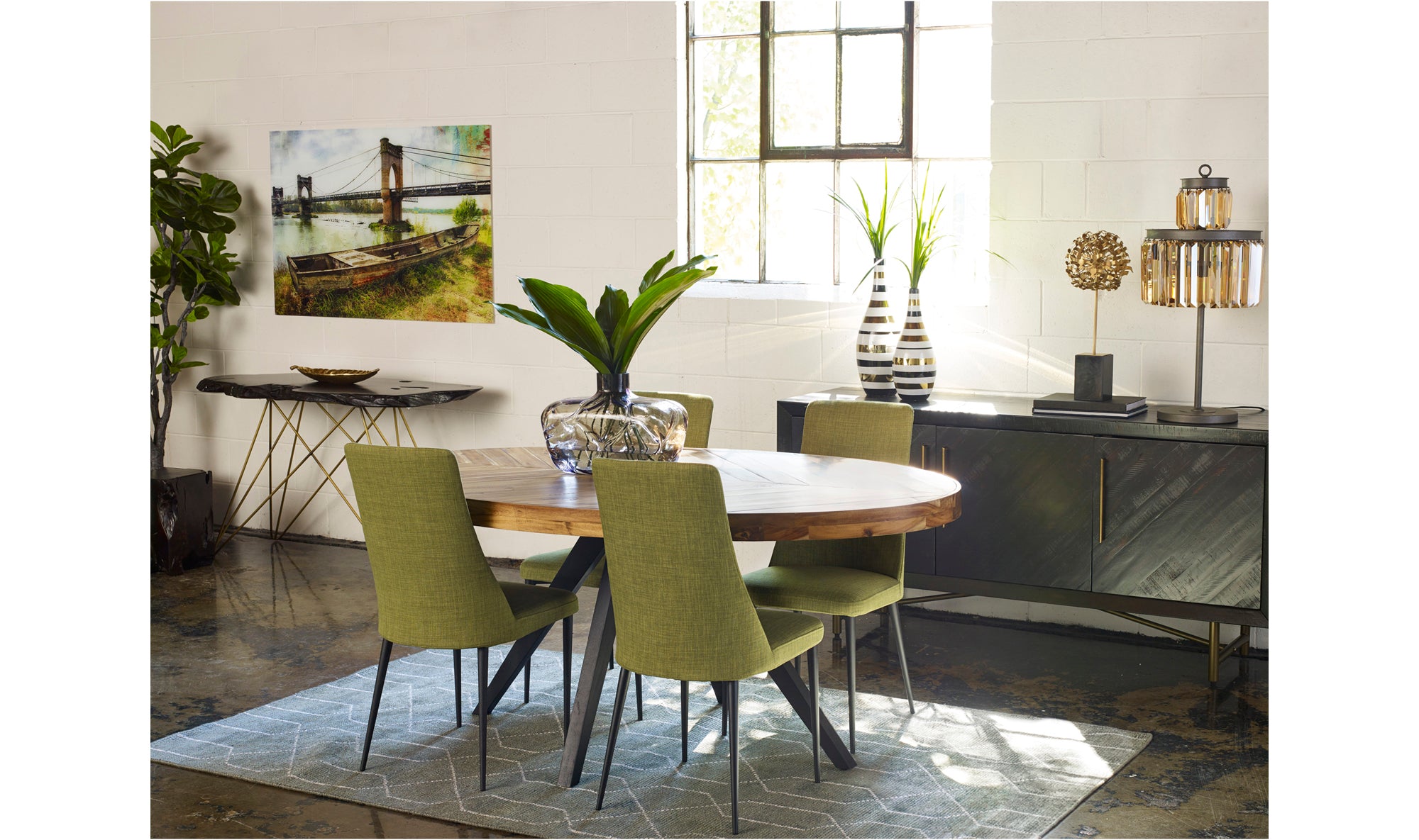Pier Dining Table Amber
