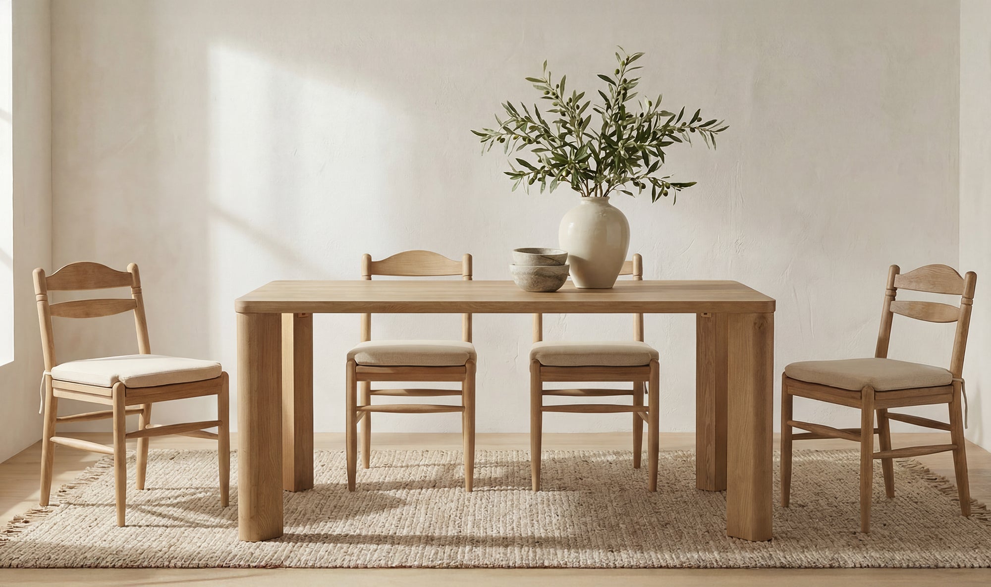 Sabre Dining Table