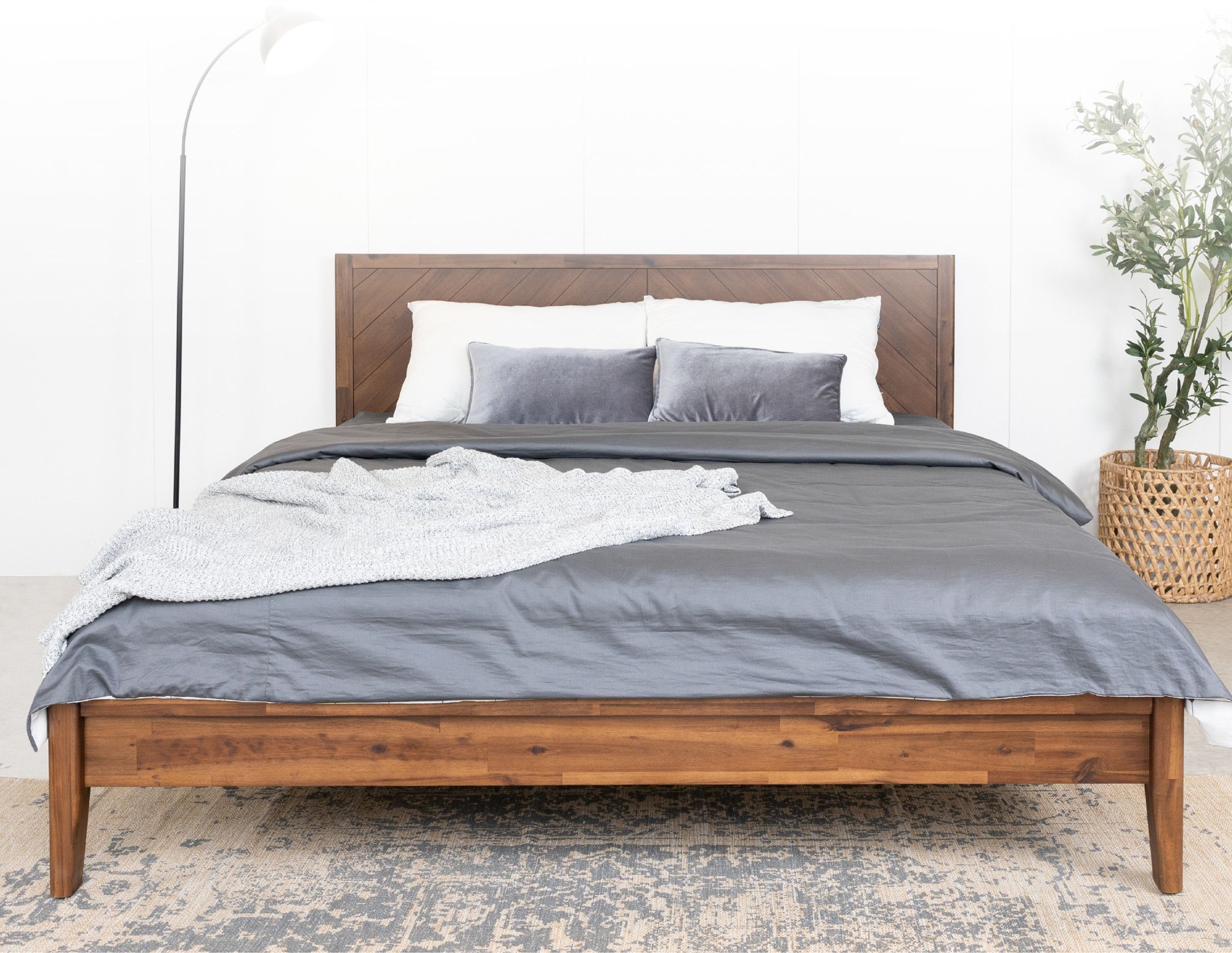 MOHO HOBRO 301 Natural Acacia Wood Bed Frame - Scandinavian Style