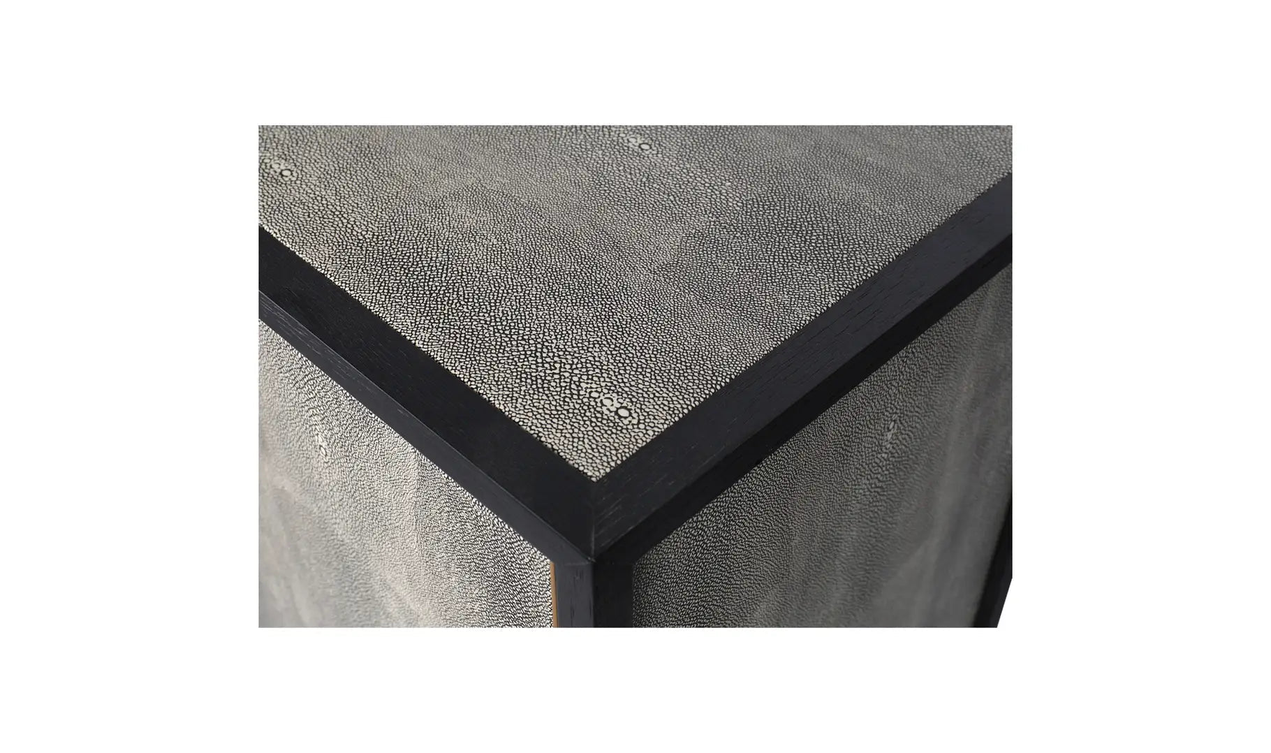 Artah Sideboard - Altera