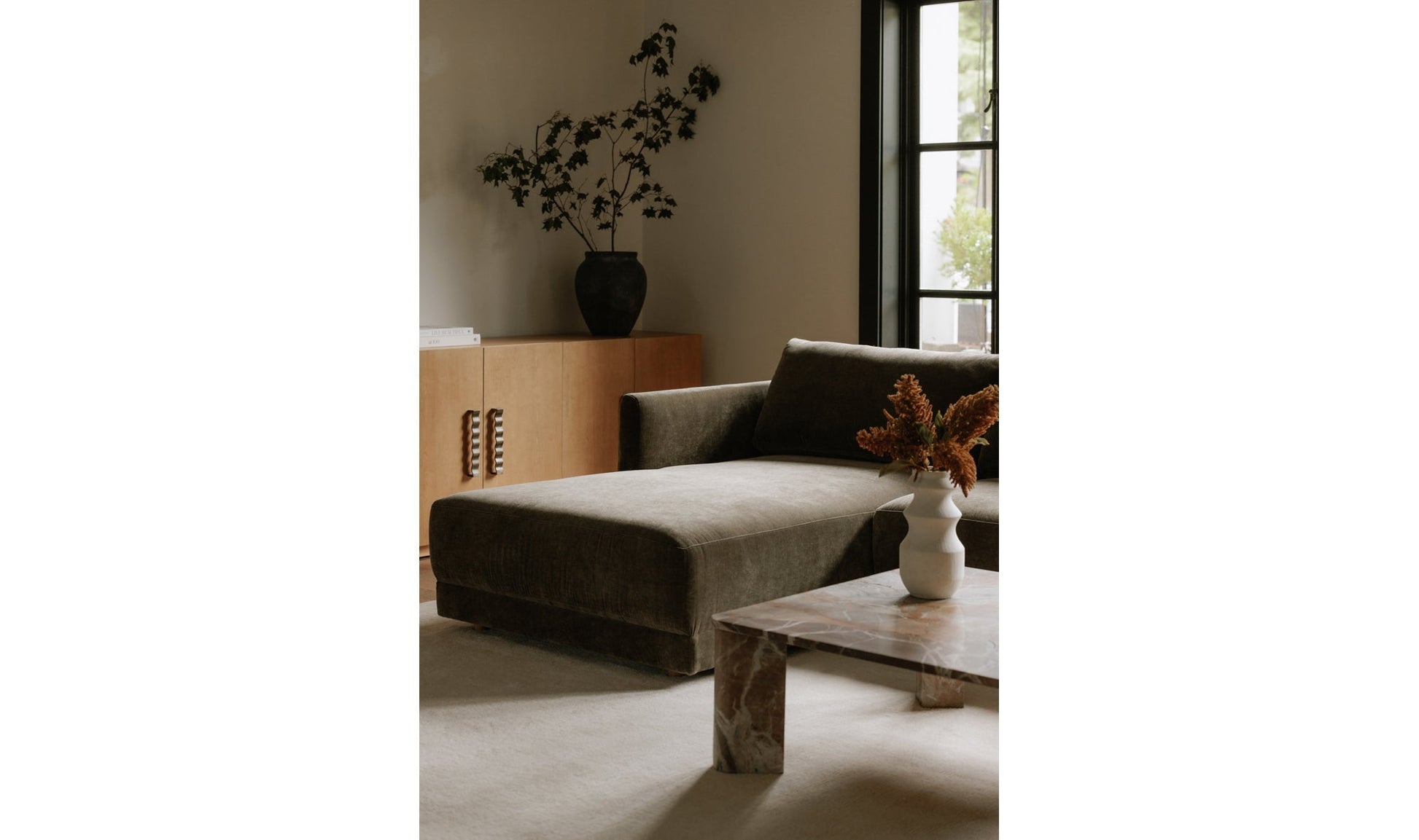 Barika Sectional - Altera