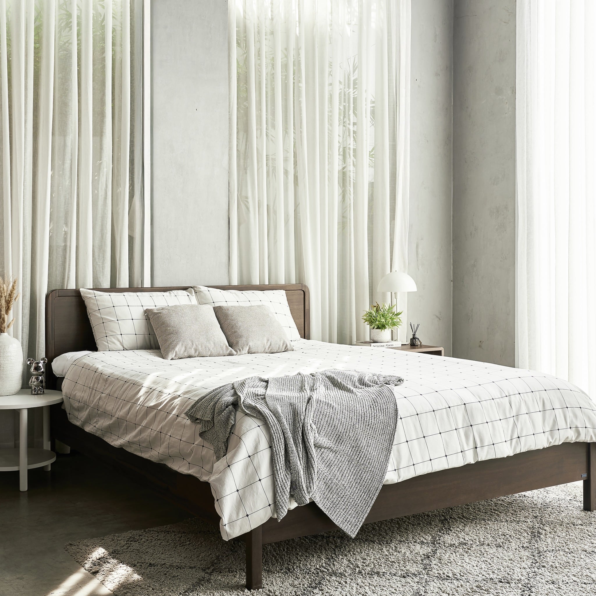 Dalumd 301 Acacia Wood Minimalist Bed - Altera