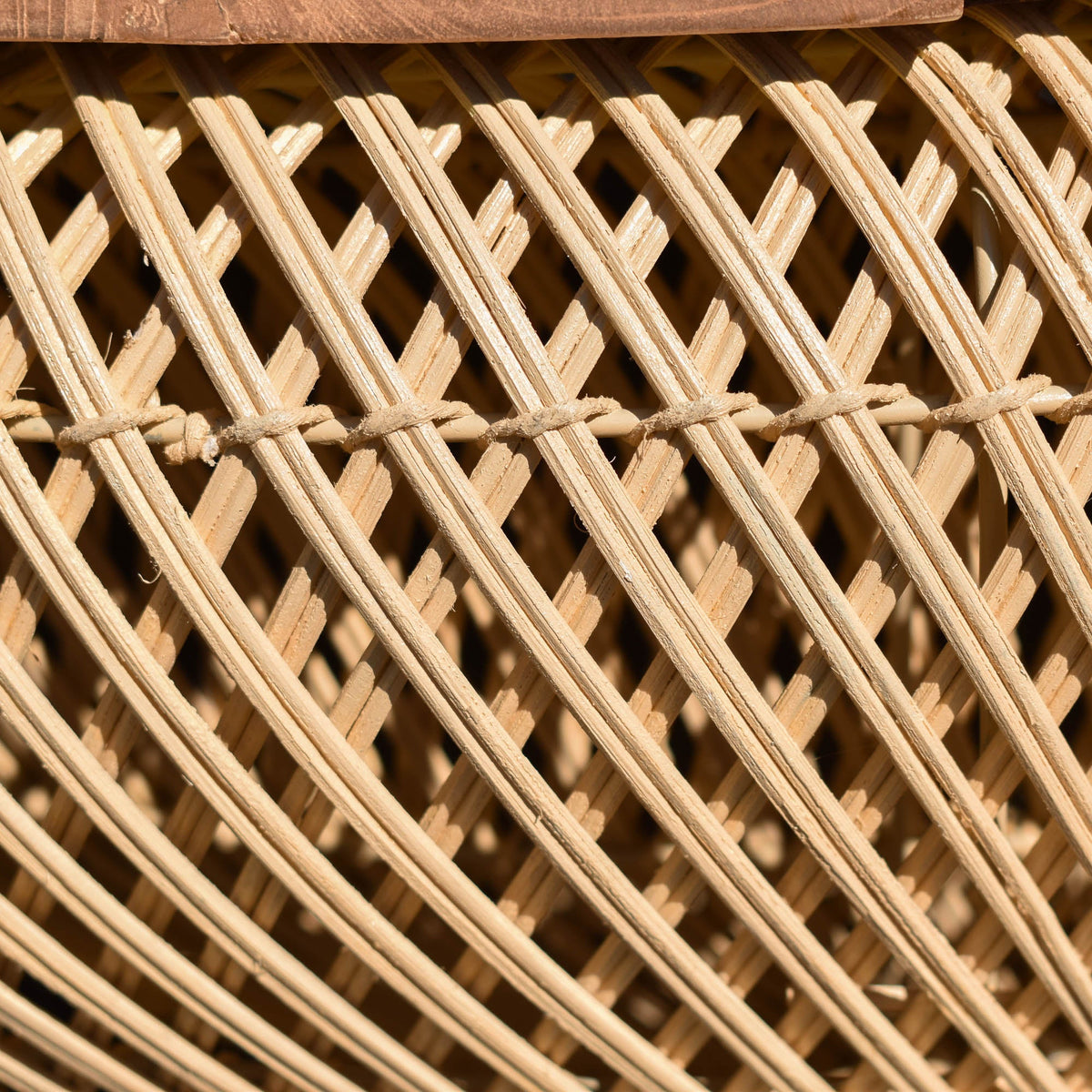 Drumcliff Wave Side Table - Altera