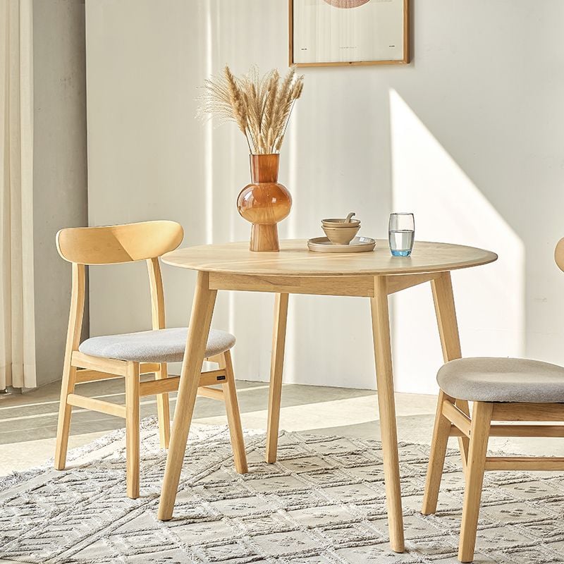 Elegant Round Natural Rubberwood Dining Set with 4 Oslo Chairs