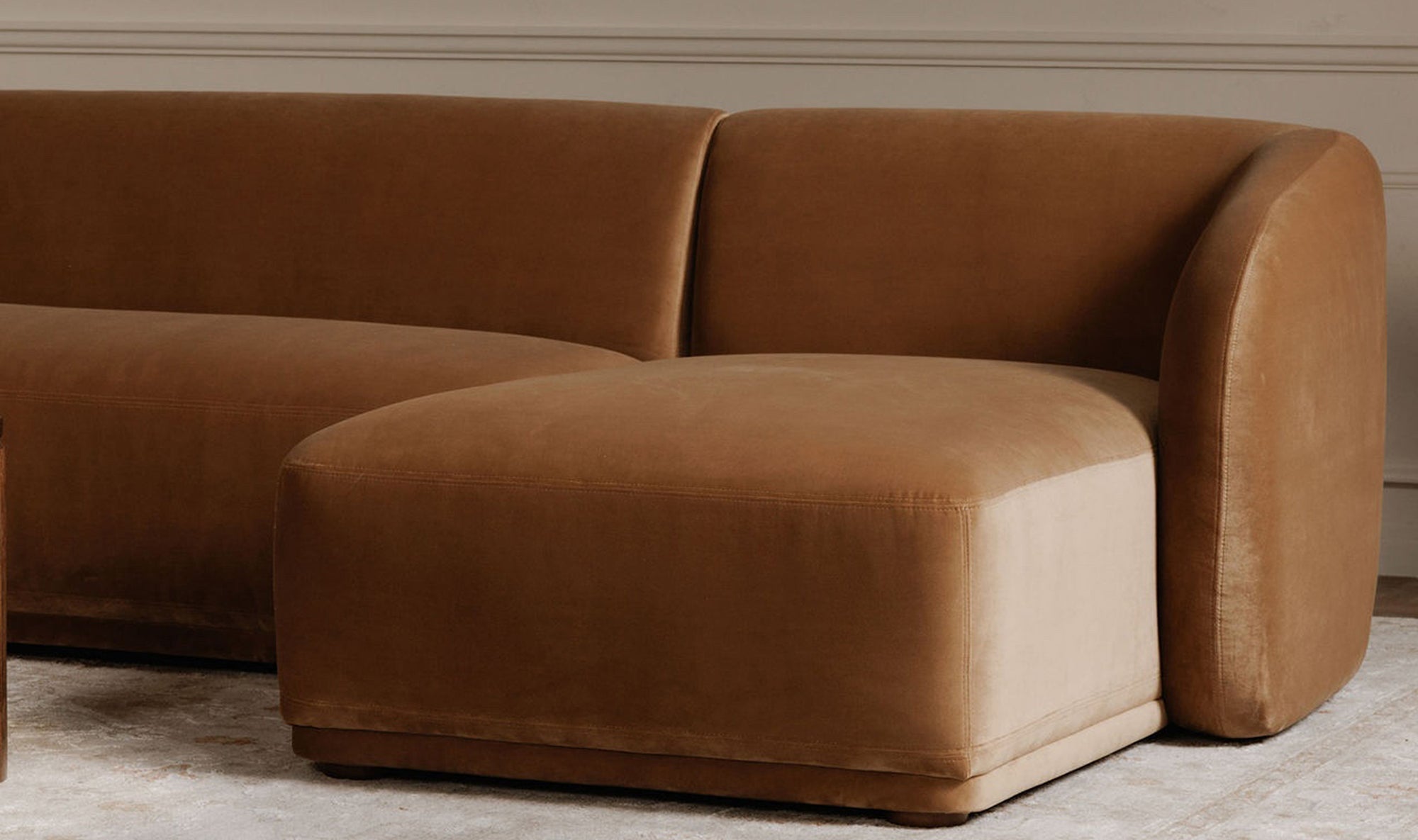 Farnborough Sectional - Altera