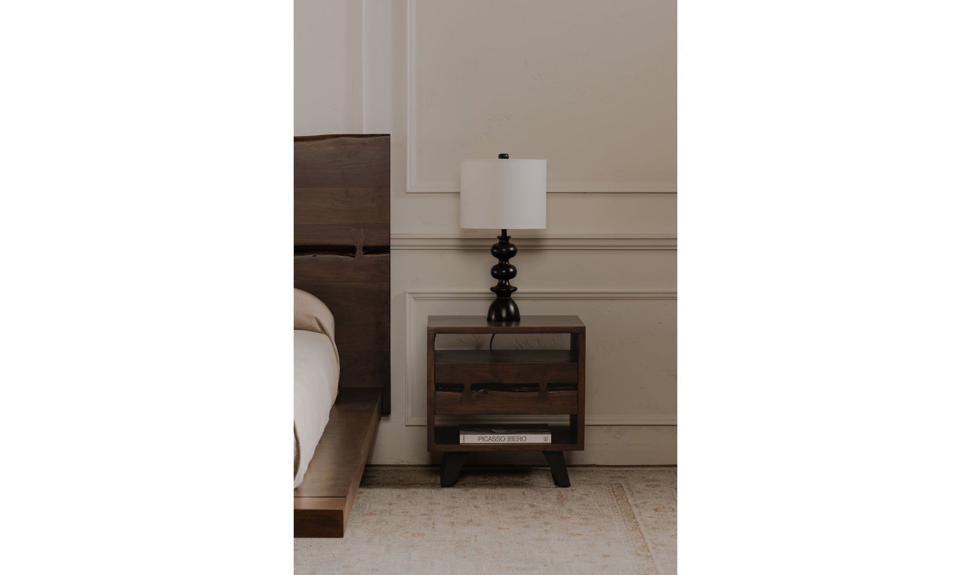 Mahajanga Nightstand - Altera