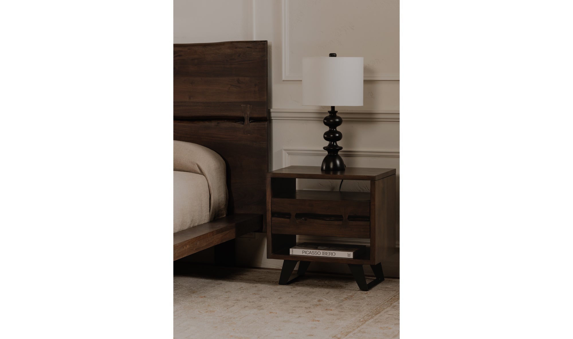 Mahajanga Nightstand - Altera