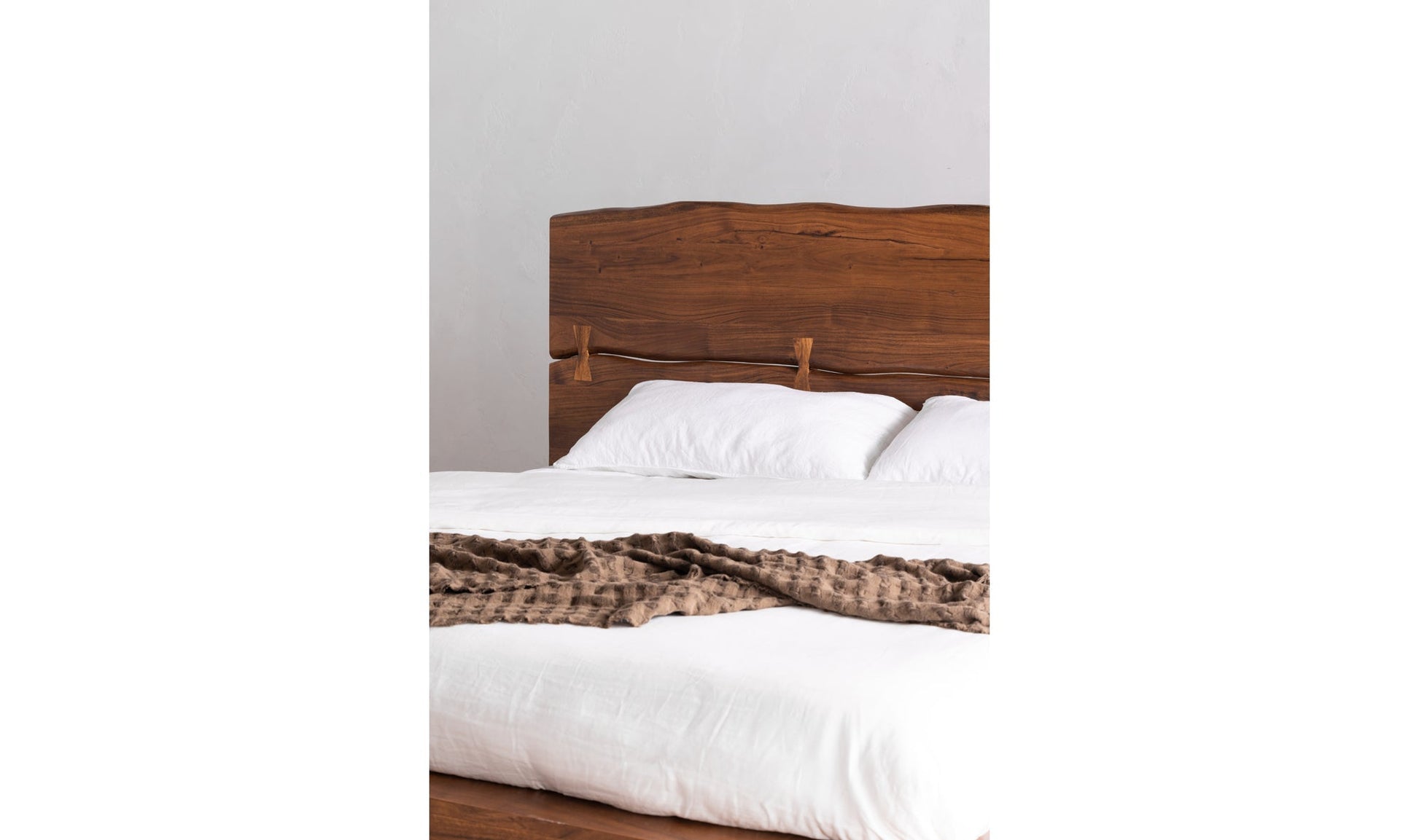 Mahajanga Platform Bed Bundle - Altera