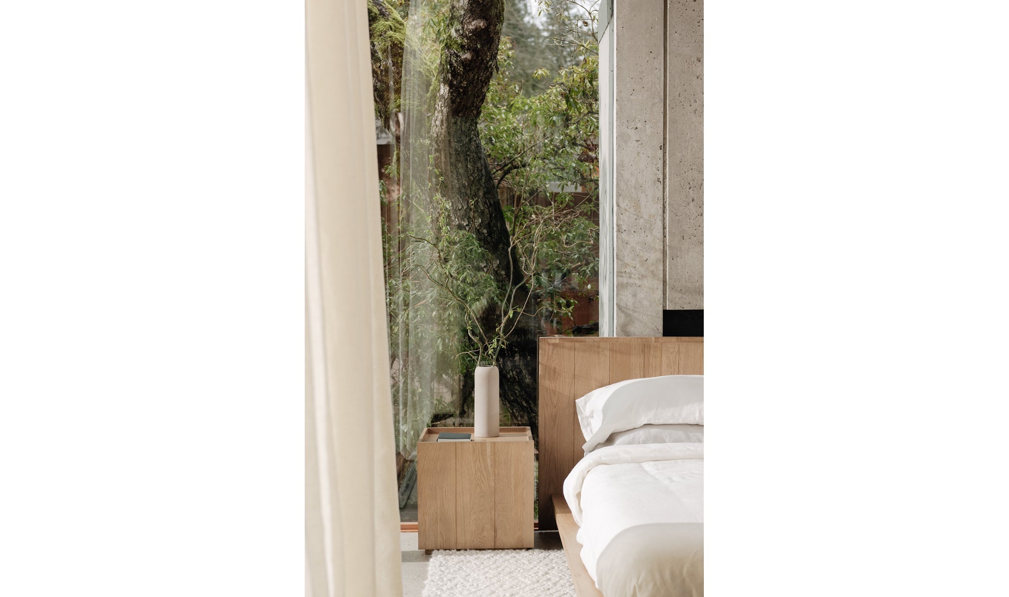 Parana Solid Wood Bed
