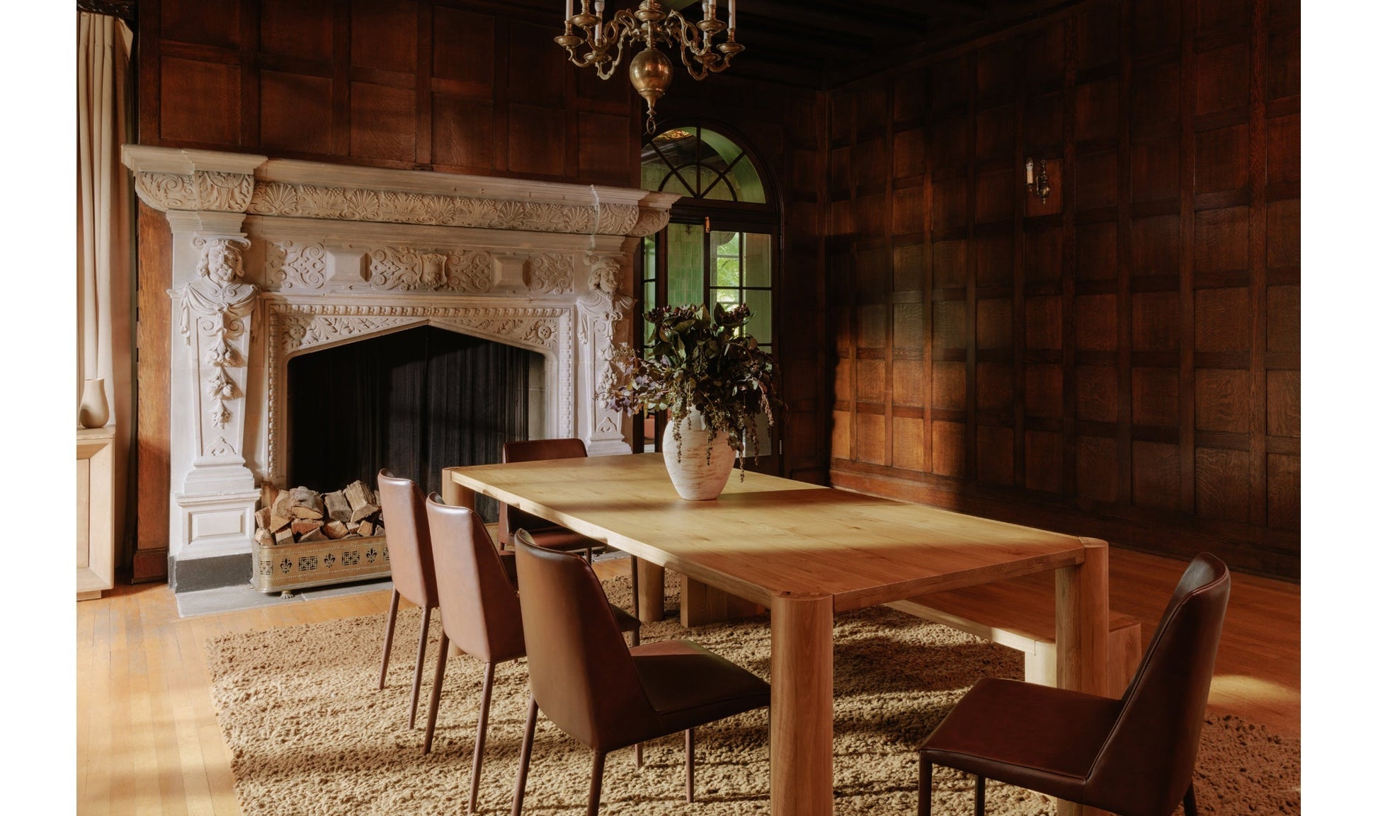 Port Elizabeth Dining Table - Altera