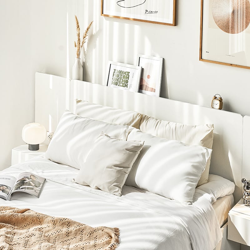 MOHO RANDER 3-Piece Bedroom Set with Integrated Power & Reading Lamp