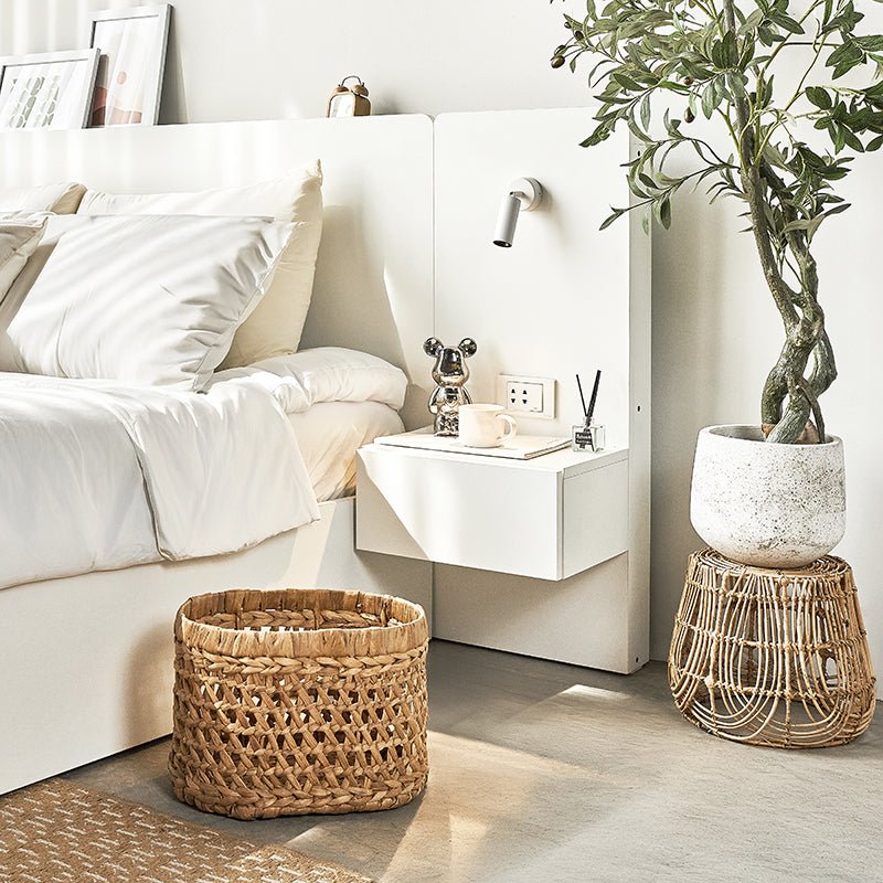 Rander 3 - Piece Bedroom Set with Integrated Power & Reading Lamp - Altera