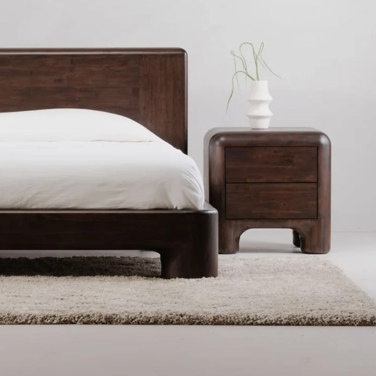 Redruth Nightstand - Altera