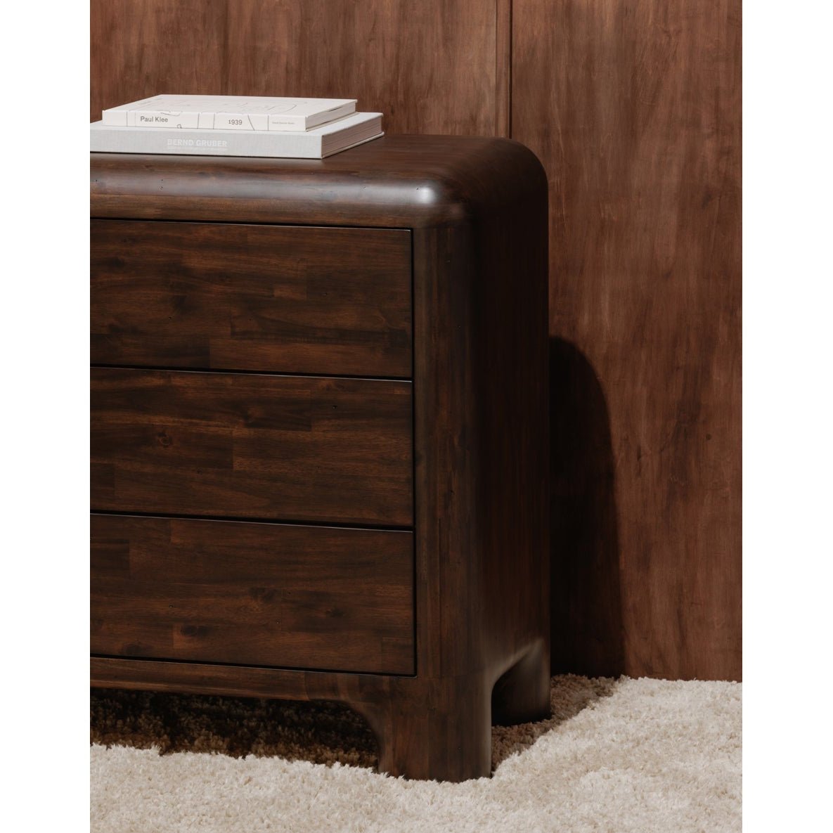 Riordan 6 Drawer Dresser Dark Brown - Altera