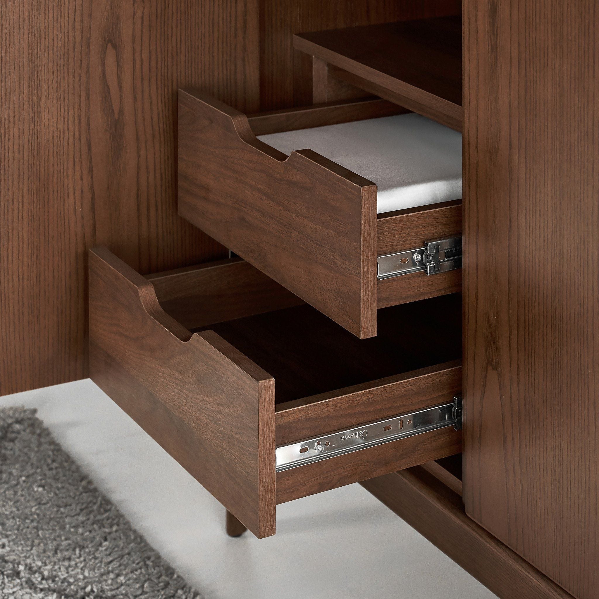 Scarlet European Ash Wood Wardrobe - Altera