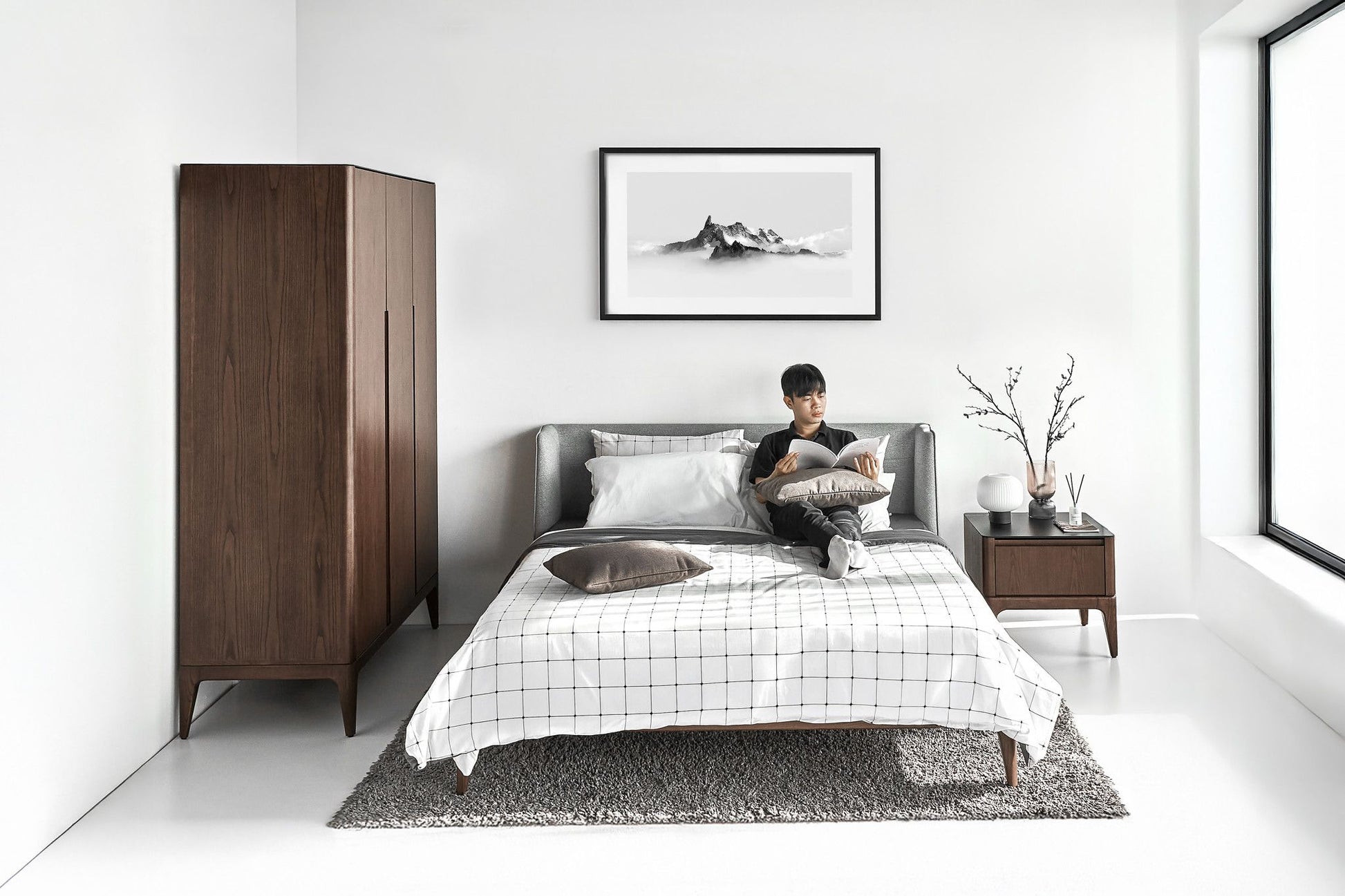 Scarlet Modern Ash Wood Nightstand - Altera