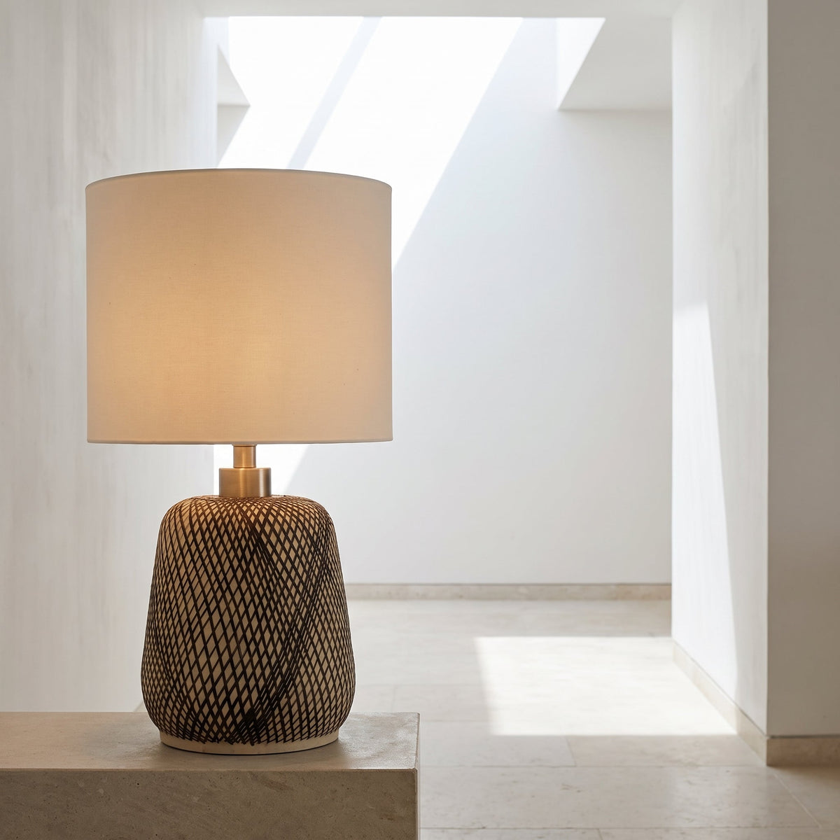 Solva Swirl Lamp - Altera