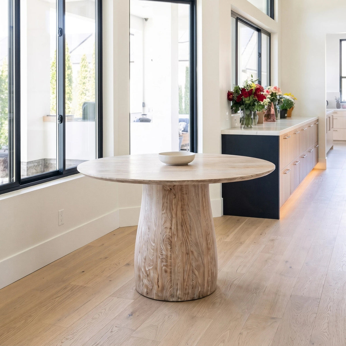 Tredegar Round Dining Table - Altera