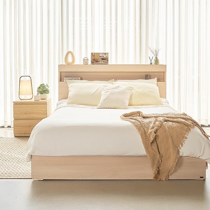 Vienna Bedroom Set: Storage Bed & Sliding Wardrobe Combo - Altera